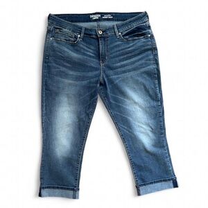 Denizen from Levi's Women's Cropped Blue Jeans Stretch Denim